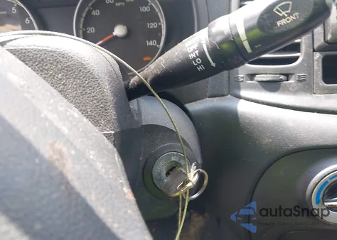 2011 Hyundai Accent Gl z USA, uszkodzony, nr VIN KMHCM3AC8BU192173